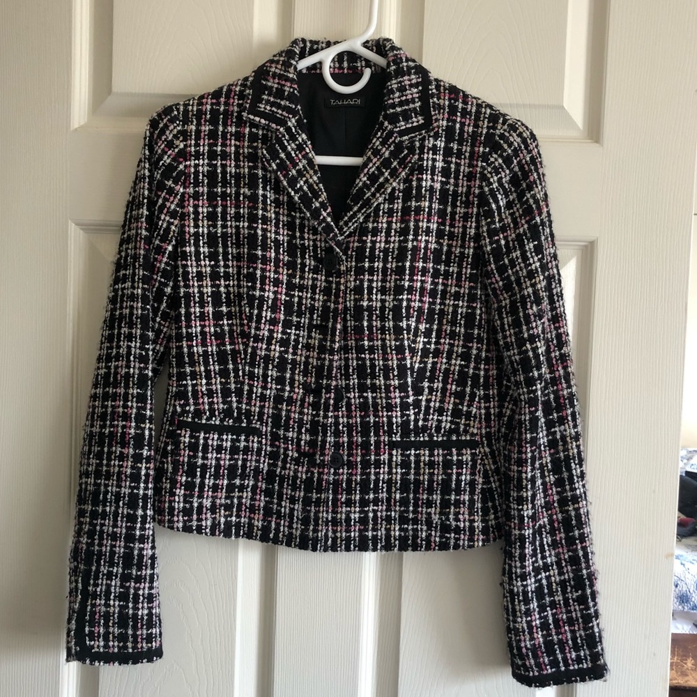NWT 💥SALE💥Tahini luxury tweed blazer